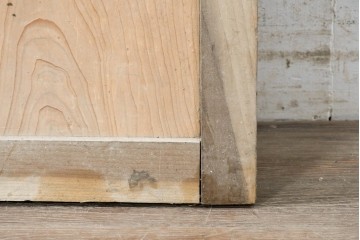 アンティーク建具　昭和初期　やわらかな木色が魅力の板戸1枚　(R-091105)