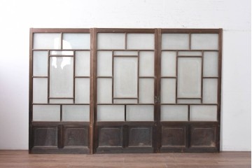 アンティーク建具　昭和初期　上手物!!　腰板欅(ケヤキ)材　大正ロマンの趣を感じるガラス戸3枚セット　(R-091108)