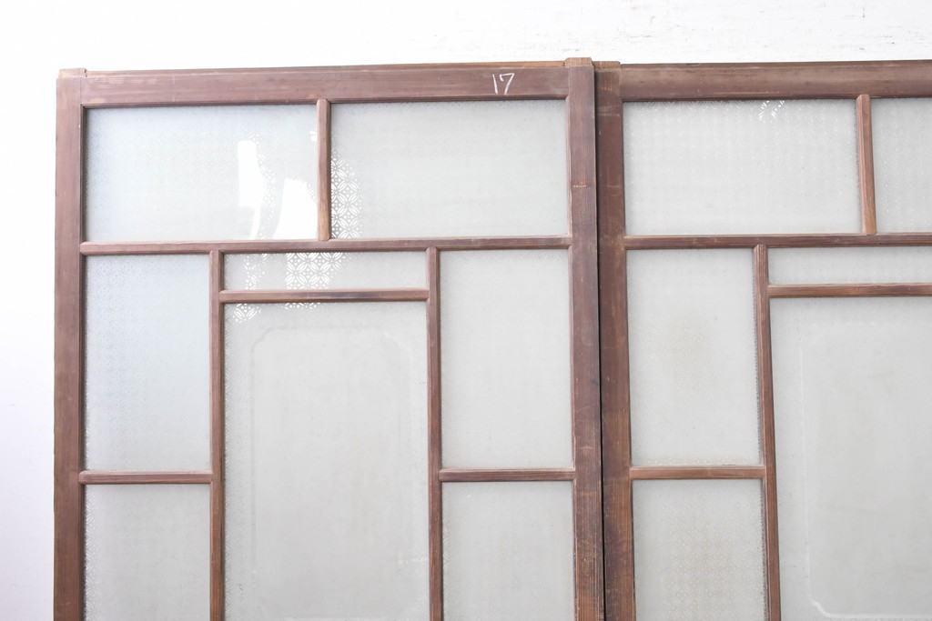 アンティーク建具　昭和初期　上手物!!　腰板欅(ケヤキ)材　大正ロマンの趣を感じるガラス戸3枚セット　(R-091108)