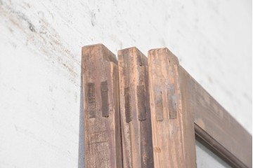 アンティーク建具　昭和初期　上手物!!　腰板欅(ケヤキ)材　大正ロマンの趣を感じるガラス戸3枚セット　(R-091108)
