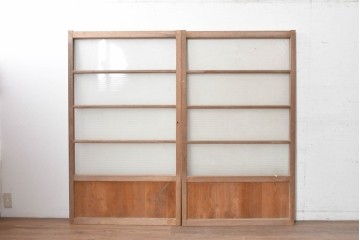 ヴィンテージ建具　昭和後期　銀モールガラス入りのレトロな窓2枚セット　(R-091109)