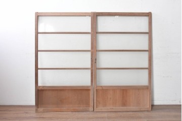 ヴィンテージ建具　昭和後期　銀モールガラス入りのレトロな窓2枚セット　(R-091109)