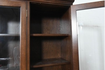 中古　美品　横浜クラシック家具　ノックオンウッド(knockonwood)　コロニアルシリーズ(Colonial Series)　カップボード　定価約80万円　(R-091110)