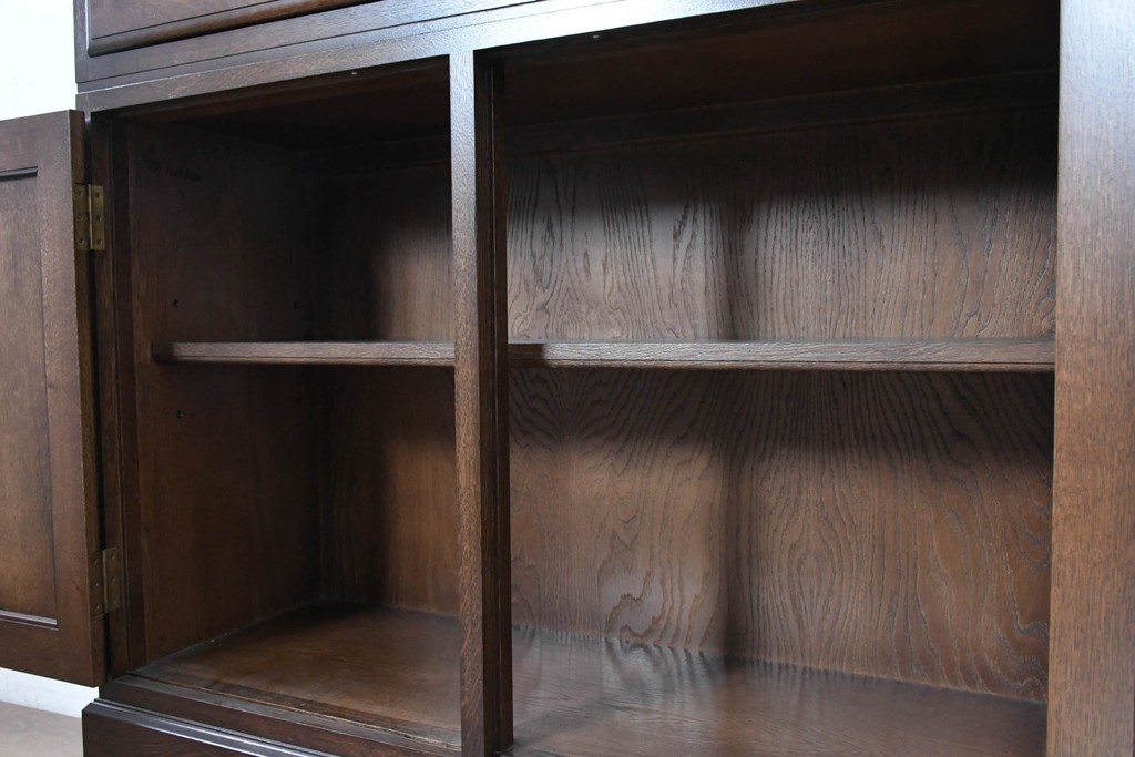 中古　美品　横浜クラシック家具　ノックオンウッド(knockonwood)　コロニアルシリーズ(Colonial Series)　カップボード　定価約80万円　(R-091110)
