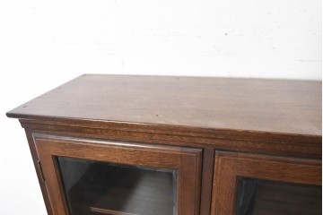 中古　美品　横浜クラシック家具　ノックオンウッド(knockonwood)　コロニアルシリーズ(Colonial Series)　カップボード　定価約80万円　(R-091110)