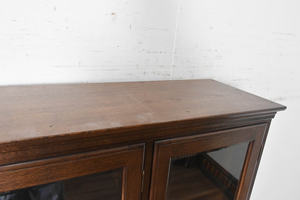 中古　美品　横浜クラシック家具　ノックオンウッド(knockonwood)　コロニアルシリーズ(Colonial Series)　カップボード　定価約80万円　(R-091110)