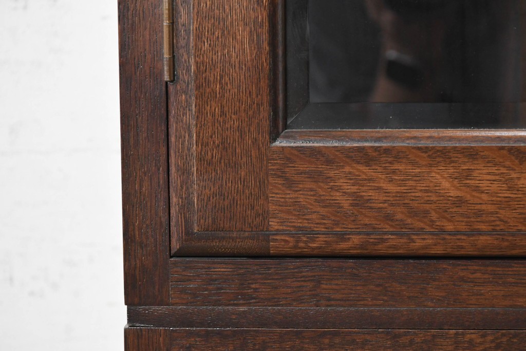 中古　美品　横浜クラシック家具　ノックオンウッド(knockonwood)　コロニアルシリーズ(Colonial Series)　カップボード　定価約80万円　(R-091110)