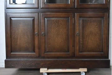 中古　美品　横浜クラシック家具　ノックオンウッド(knockonwood)　コロニアルシリーズ(Colonial Series)　カップボード　定価約80万円　(R-091110)