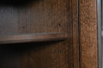 中古　横浜クラシック家具　ノックオンウッド(knockonwood)　Hand Made　コロニアルシリーズ(Colonial Series)　収納力抜群のカップボード　定価約110万円　(R-091112)