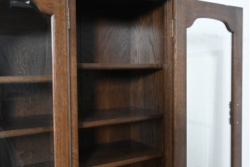中古　横浜クラシック家具　ノックオンウッド(knockonwood)　Hand Made　コロニアルシリーズ(Colonial Series)　収納力抜群のカップボード　定価約110万円　(R-091112)