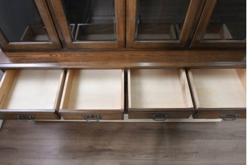 中古　横浜クラシック家具　ノックオンウッド(knockonwood)　Hand Made　コロニアルシリーズ(Colonial Series)　収納力抜群のカップボード　定価約110万円　(R-091112)