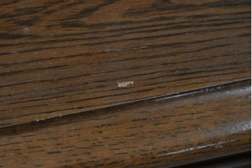 中古　横浜クラシック家具　ノックオンウッド(knockonwood)　Hand Made　コロニアルシリーズ(Colonial Series)　収納力抜群のカップボード　定価約110万円　(R-091112)