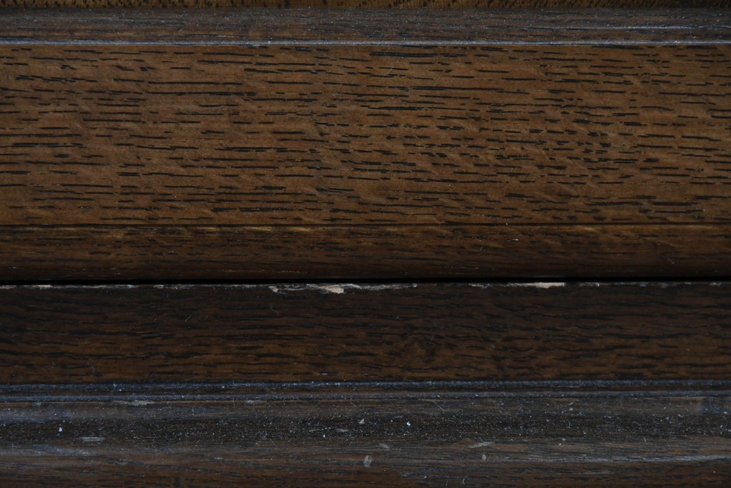 中古　横浜クラシック家具　ノックオンウッド(knockonwood)　Hand Made　コロニアルシリーズ(Colonial Series)　収納力抜群のカップボード　定価約110万円　(R-091112)