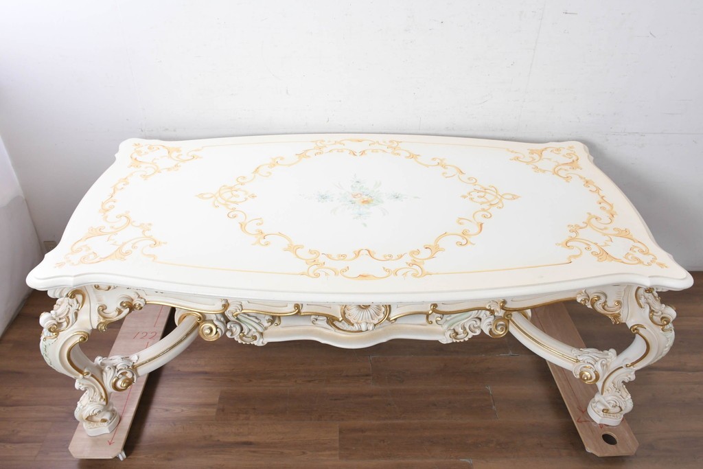 中古　イタリア高級家具　SILIK(シリック)　特大!!　花絵と華やかな装飾が目を引くダイニングテーブル　定価約200万円　(R-091114)