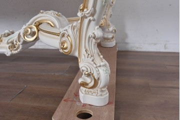 中古　イタリア高級家具　SILIK(シリック)　特大!!　花絵と華やかな装飾が目を引くダイニングテーブル　定価約200万円　(R-091114)