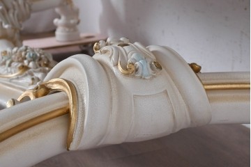 中古　イタリア高級家具　SILIK(シリック)　特大!!　花絵と華やかな装飾が目を引くダイニングテーブル　定価約200万円　(R-091114)