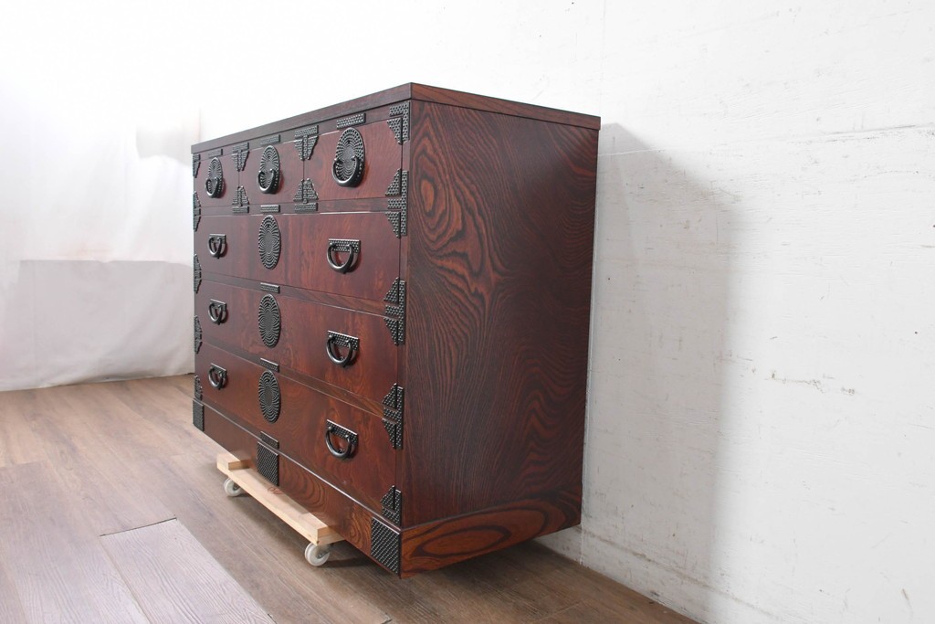 中古　美品　岩谷堂箪笥　雫月(しずく)3号　人気のあられ金具が映える整理箪笥　(R-091116)