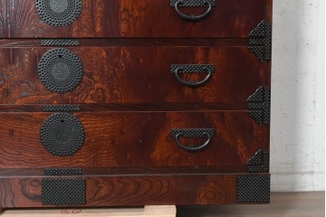 中古　美品　岩谷堂箪笥　雫月(しずく)3号　人気のあられ金具が映える整理箪笥　(R-091116)