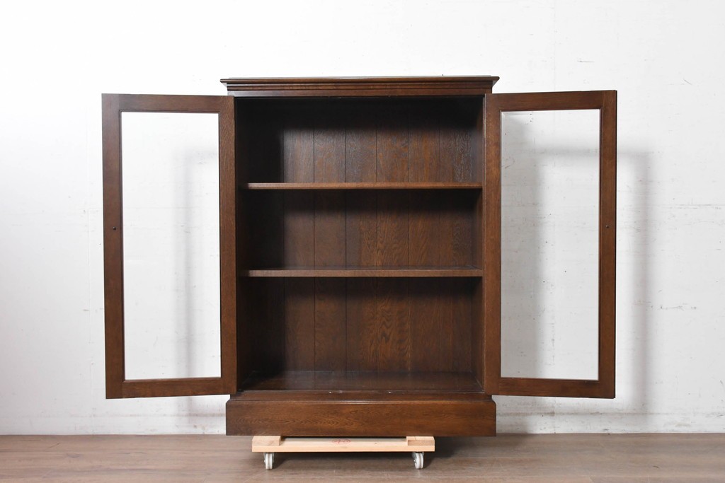 中古　横浜クラシック家具　ノックオンウッド(knockonwood)　オーク材　端正な佇まいのブックケース　(R-091118)