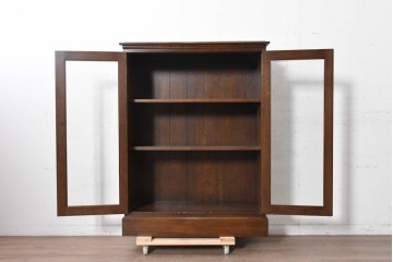 中古　横浜クラシック家具　ノックオンウッド(knockonwood)　オーク材　端正な佇まいのブックケース　(R-091118)