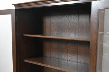中古　横浜クラシック家具　ノックオンウッド(knockonwood)　オーク材　端正な佇まいのブックケース　(R-091118)