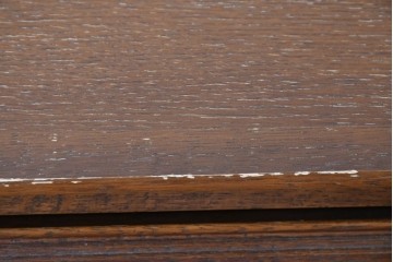中古　旭川家具　加藤木工　Brooks(ブルックス)　ナラ材　木目豊かな扉と引き出しを備えたライティングビューロー　定価約30万円　(R-091120)