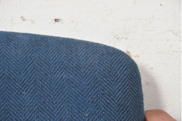 デンマークヴィンテージ　チーク材　Kai Kristiansen(カイ・クリスチャンセン)デザイン　NO.42　洗練された佇まいのアームチェア　(R-091125)