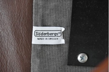 スウェーデンヴィンテージ　1980年頃　Soderbergs(ソーダバーグ)　本革　リクライニングチェアとオットマンのセット　※傷み有り　(R-091127)