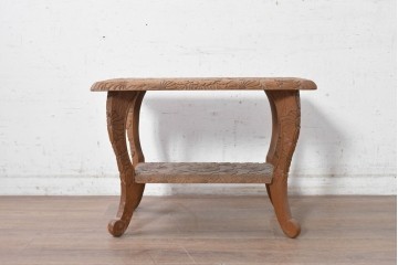 和製ヴィンテージ　日光彫り　天板から脚まで花の意匠を楽しめるサイドテーブル　(R-091132)