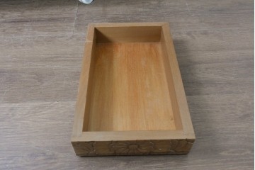 和製ヴィンテージ　日光彫り　多彩な草花の彫りを贅沢に楽しめる鏡台　(R-091136)