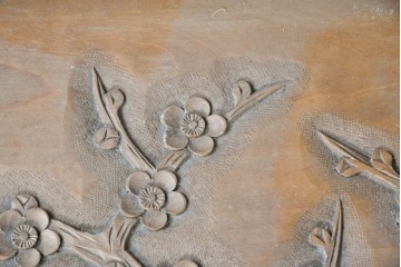 和製ヴィンテージ　日光彫り　多彩な草花の彫りを贅沢に楽しめる鏡台　(R-091136)