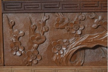 和製ヴィンテージ　日光彫り　多彩な草花の彫りを贅沢に楽しめる鏡台　(R-091136)