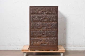 和製ヴィンテージ　日光彫り　梅の花と枝を大胆に描いたサイドチェスト　(R-091137)
