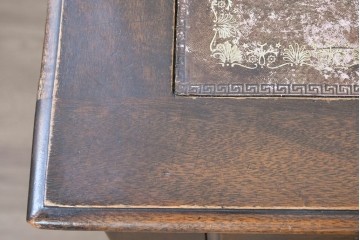イギリスアンティーク　1930年から1940年頃　レザートップと縦溝彫りの脚が特徴のデスク　(R-091142)
