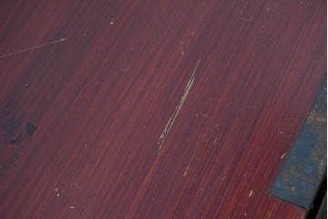 和製アンティーク　明治から大正期　佐渡八幡箪笥　漆塗り　鶴や亀などの吉祥文様金具が華やかなローチェスト　(R-091158)