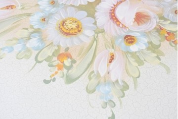中古　イタリア製　美品　人物像と花籠装飾をあしらったガラス天板付きダイニングテーブル　(R-091161)