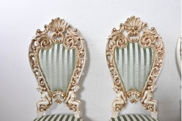中古　イタリア製　美品　彫刻装飾が見事なストライプ張りのダイニングチェア4脚セット　(R-091162)