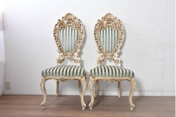 中古　イタリア製　美品　彫刻装飾が見事なストライプ張りのダイニングチェア2脚セット　(R-091163)