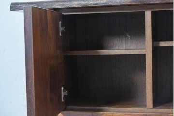 中古　美品　職人手作り　丸形の引手が特徴の和モダンなサイドボード　定価約26万円　(R-091166)