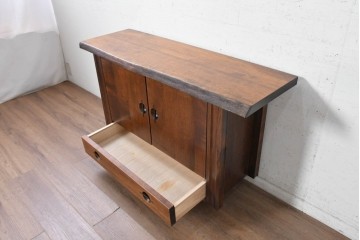 中古　美品　職人手作り　丸形の引手が特徴の和モダンなサイドボード　定価約26万円　(R-091166)