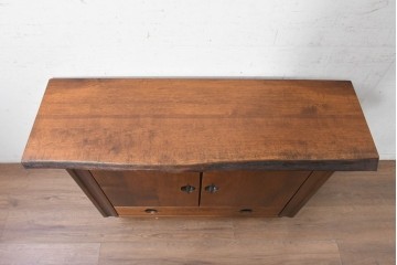 中古　美品　職人手作り　丸形の引手が特徴の和モダンなサイドボード　定価約26万円　(R-091166)