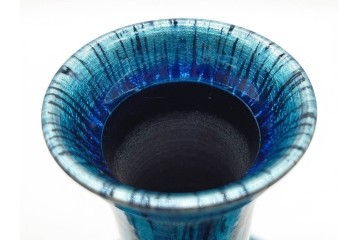 古川拓郎　高さ約26cm　鮮やかな青と流れるような線文様が美しい釉裏白金彩瓶　共箱付き　(R-091168)