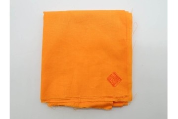 宮内庁御用達　十四代 辻常陸製　有田焼　高さ約27cm　染付　吉祥果文が上品な花瓶　共箱付き　(R-091170)