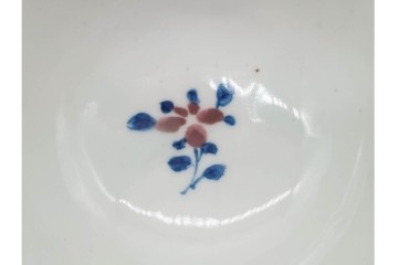 中国　古玩　大明成化年製　染付・浅紅釉　草花文を描いた茶呑茶碗5点セット　外箱付き　(R-091175)