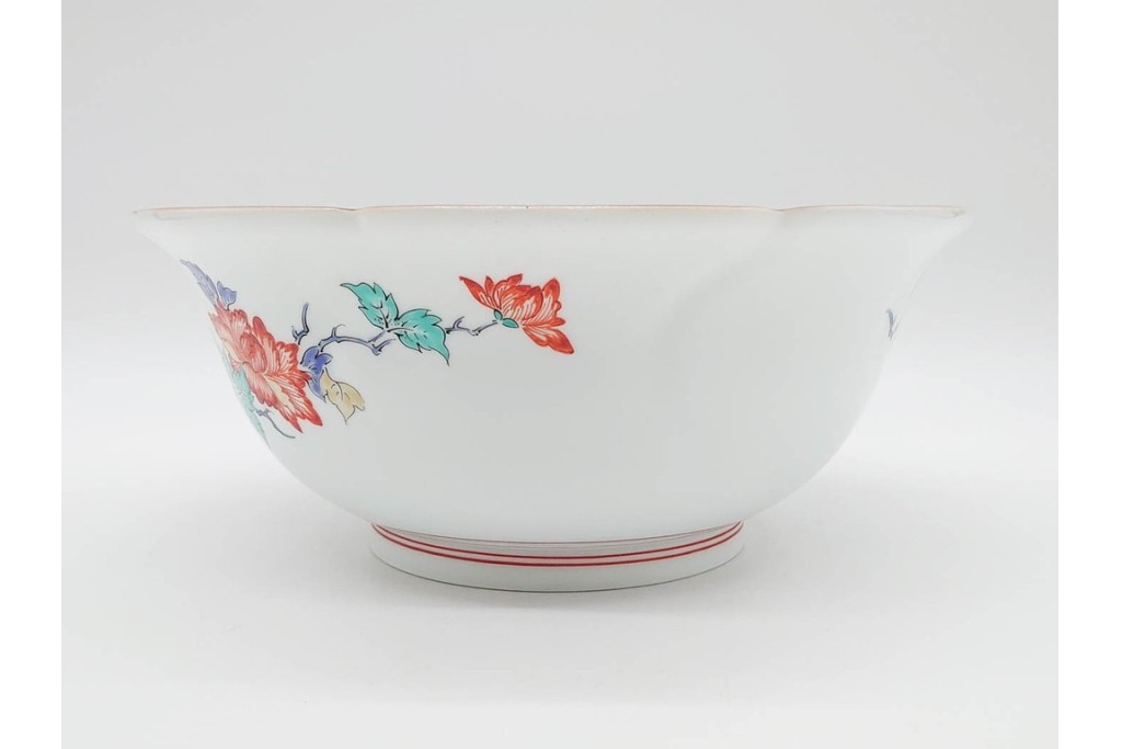 十三代 酒井田柿右衛門　有田焼　錦　牡丹文を描いた上品な菓子器　共箱付き　(R-091186)