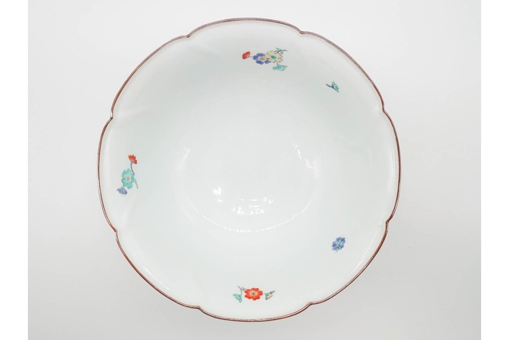 十三代 酒井田柿右衛門　有田焼　錦　牡丹文を描いた上品な菓子器　共箱付き　(R-091186)
