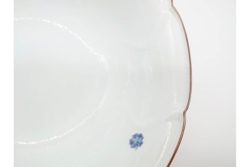 十三代 酒井田柿右衛門　有田焼　錦　牡丹文を描いた上品な菓子器　共箱付き　(R-091186)