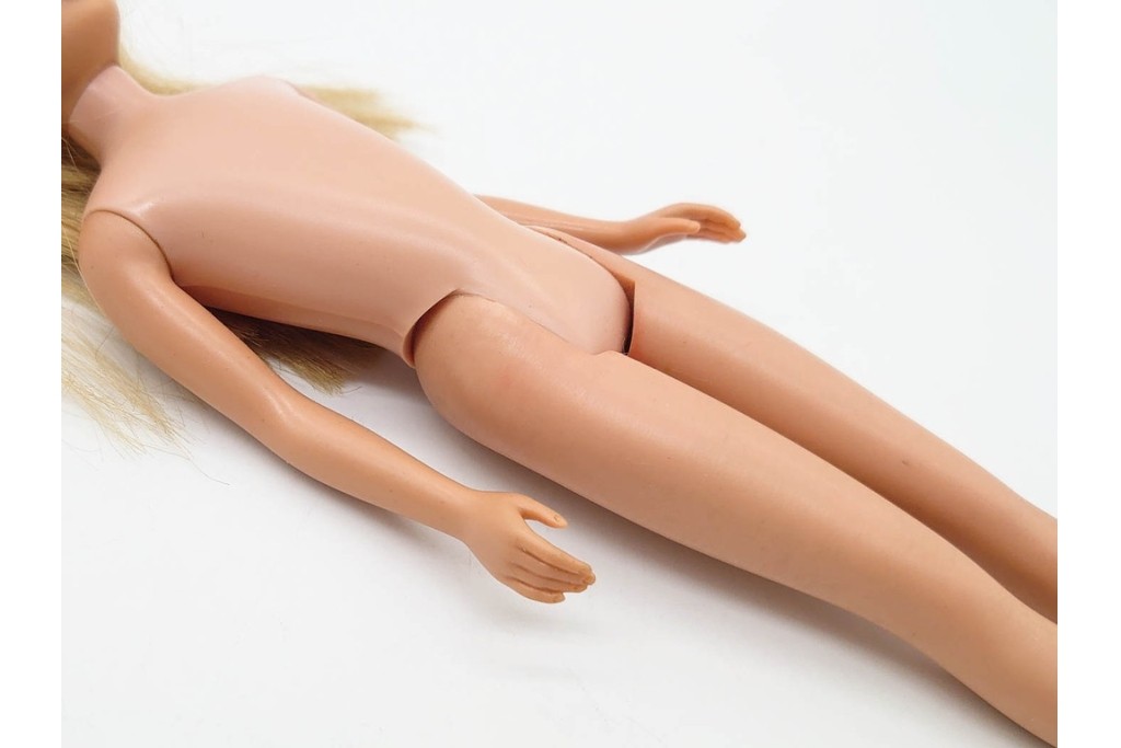 ヴィンテージ　マテル社(Mattel)　Barbie(バービー)　スキッパーの箱付き人形1点と空箱3点(うち1点はフランシー人形の空箱)のセット　(R-091187)