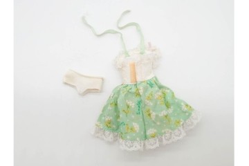 TAKARA(タカラ)　リカちゃん・ジェニー・ティモテ　人形4点と洋服や小物などまとめてセット　(R-091188)