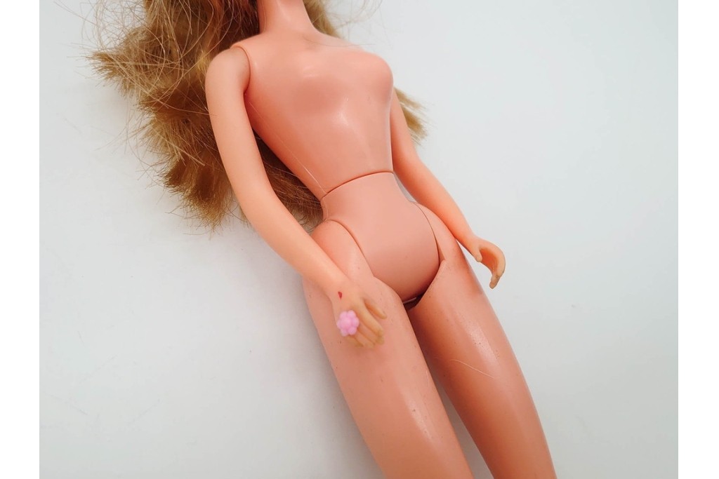 TAKARA(タカラ)　リカちゃん・ジェニー・ティモテ　人形4点と洋服や小物などまとめてセット　(R-091188)